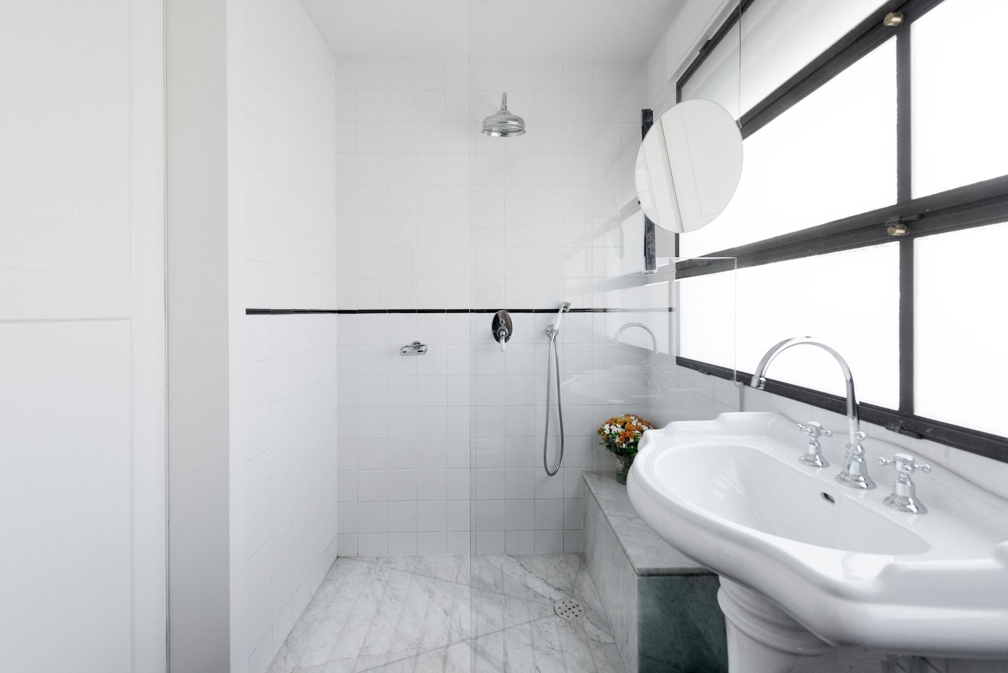Lily & Bloom Boutique Hotel Tel Aviv Exterior photo