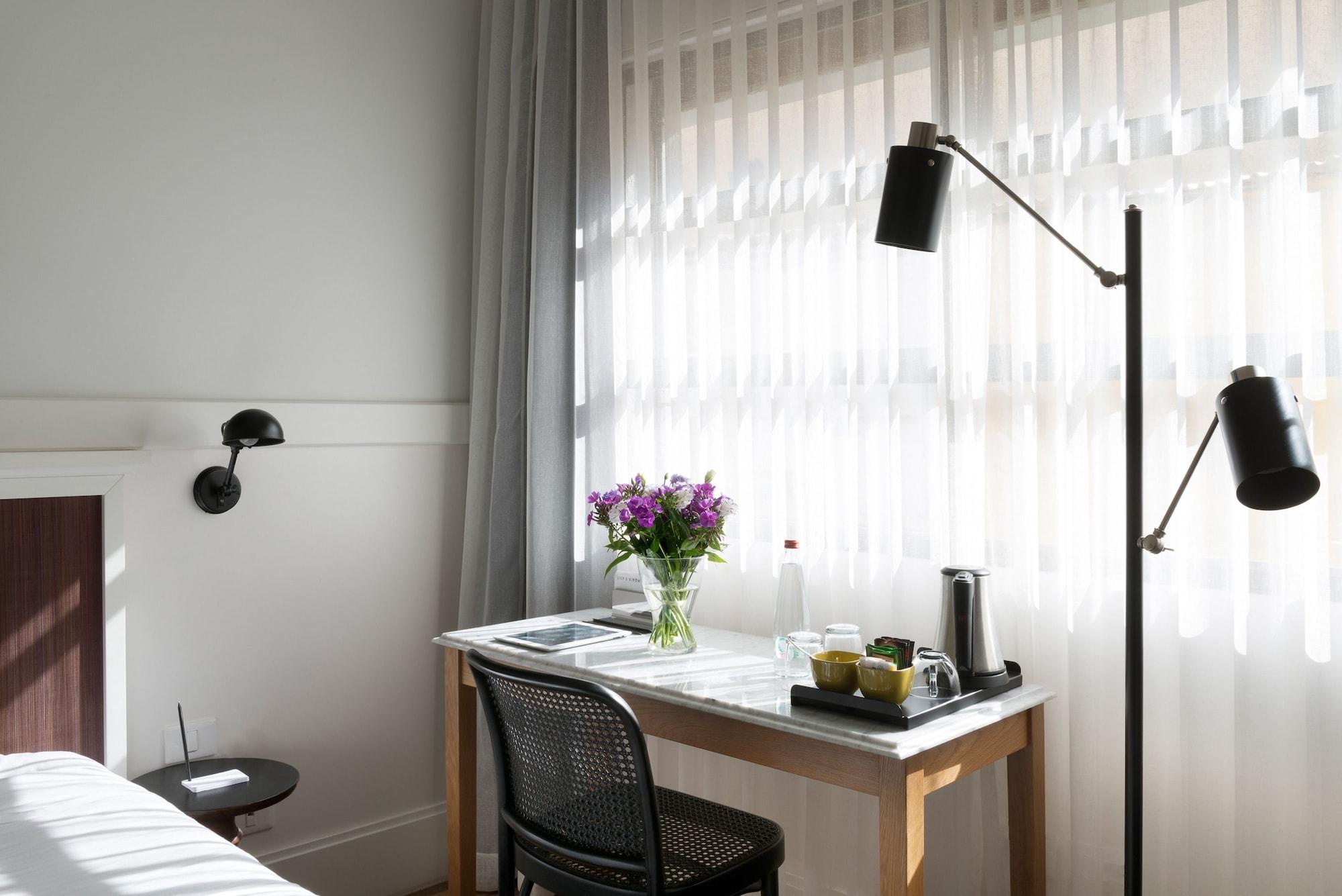 Lily & Bloom Boutique Hotel Tel Aviv Exterior photo